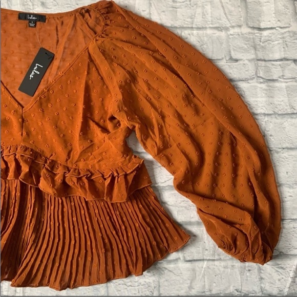 NWT Lulu’s Thrills and Frills Swiss Dot Ruffled Top - Picture 11 of 15